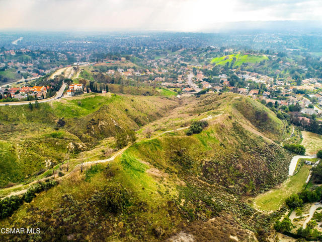 17900 Bull Canyon Road, Granada Hills CA: https://media.crmls.org/mediaz/7975e129-b45a-409f-b270-1bdb777fa352.jpg