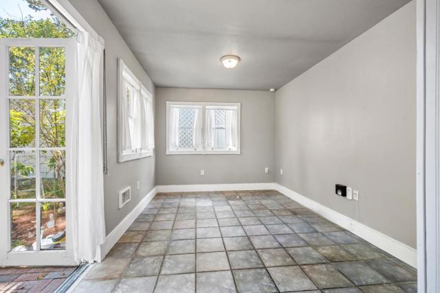 3031 Flores Street, San Mateo CA: https://media.crmls.org/mediaz/79761aa8-205f-40a8-880e-f9d5052454a9.jpg
