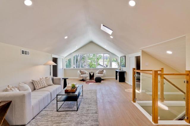 339 S 13th Street, San Jose CA: https://media.crmls.org/mediaz/79766d75-f5bb-4a3c-b70b-22f73c778c33.jpg