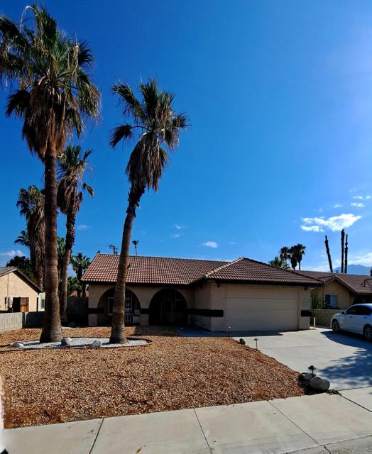 Image 4 of 72 For 68605 Tortuga Road
