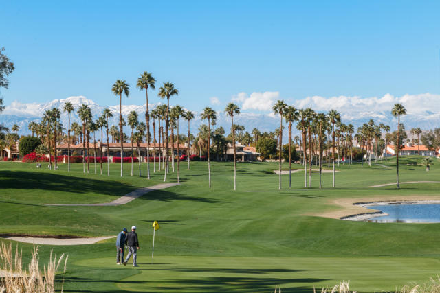 106 Celano Circle, Palm Desert CA: https://media.crmls.org/mediaz/7977ab23-04a0-4e78-8f94-8ad860994b8b.jpg