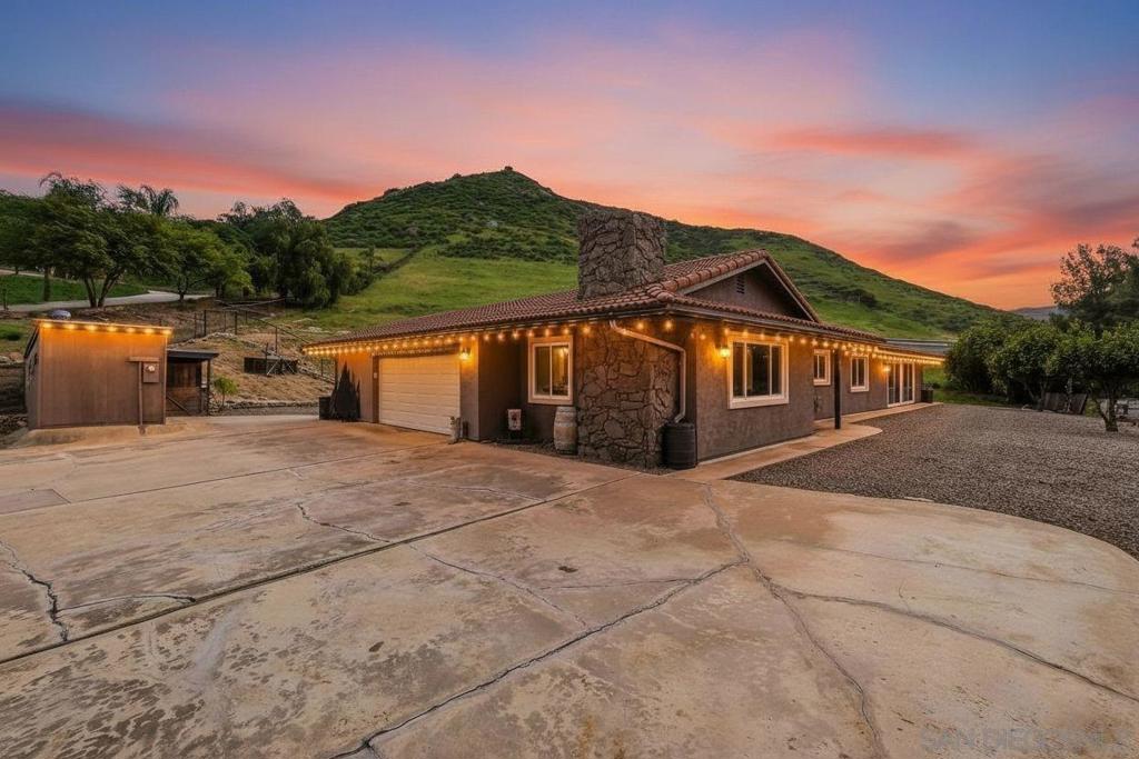 1861 Vista De La Montana