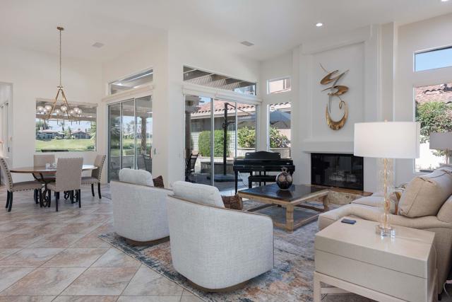 903 Red Arrow Trail, Palm Desert CA: https://media.crmls.org/mediaz/79788611-1eee-4b3f-82fa-97e3afa8ab3f.jpg