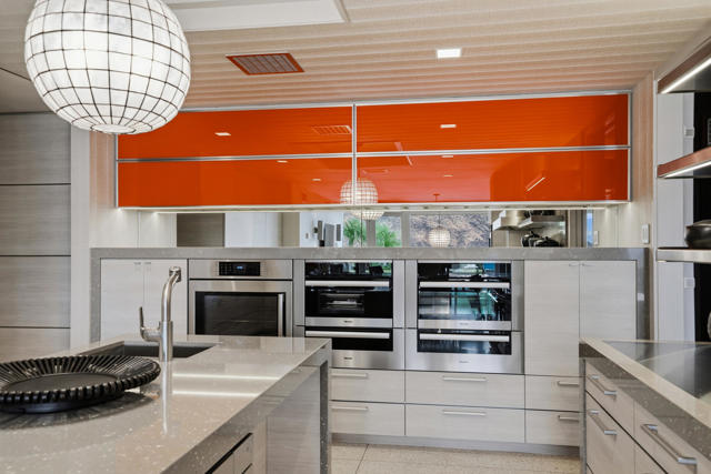 855 W Coronado Avenue, Palm Springs, CA 92262