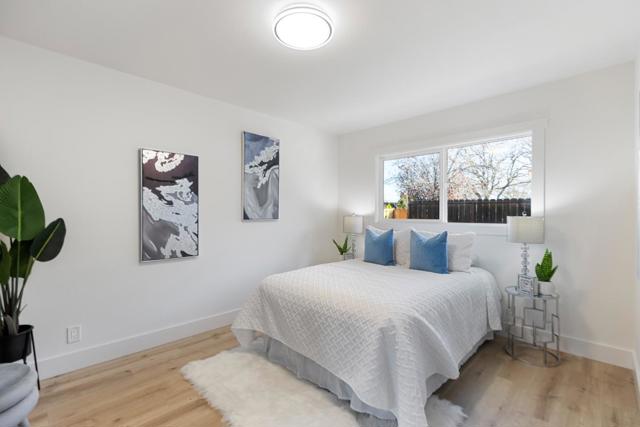 3004 Vistamont Drive, San Jose CA: https://media.crmls.org/mediaz/7978ff01-b551-42f5-b0d0-f8fe15280567.jpg