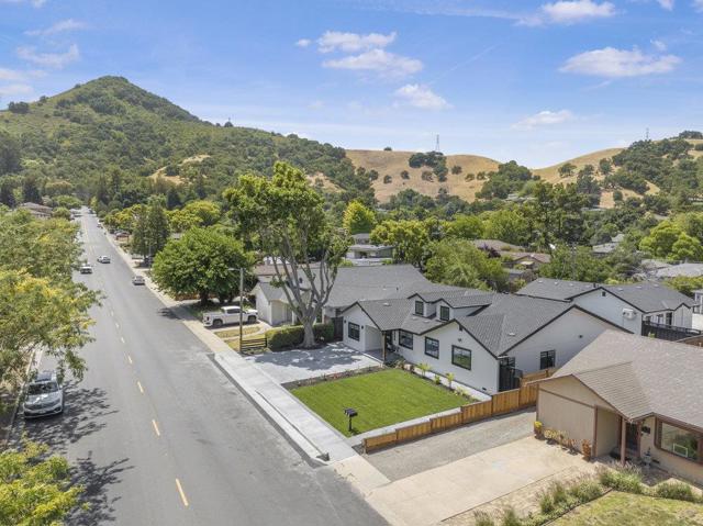 455 W Main Avenue, Morgan Hill CA: https://media.crmls.org/mediaz/7979ee02-cfa8-4f3e-acb0-061ad97d6a53.jpg