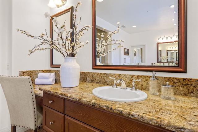 2776 Vistamonte Glen,  CA: https://media.crmls.org/mediaz/7979f190-441d-455d-8444-e6f88728ef82.jpg
