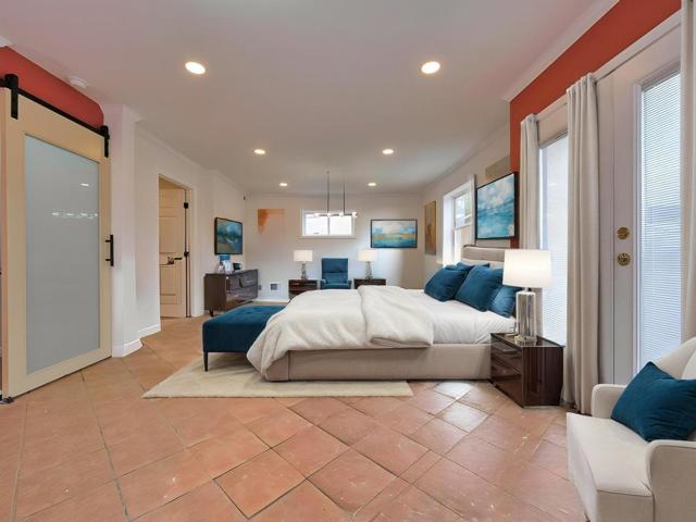 3000 56th Avenue, Oakland CA: https://media.crmls.org/mediaz/797ce70b-498b-4515-8af8-7d20ccfd35a3.jpg