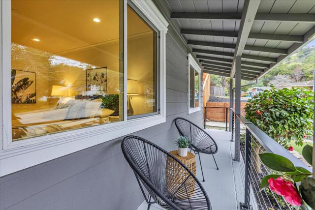 2845 Brittan Avenue, San Carlos CA: https://media.crmls.org/mediaz/797dafc3-be70-46bd-a6e6-0e20499fe3e3.jpg