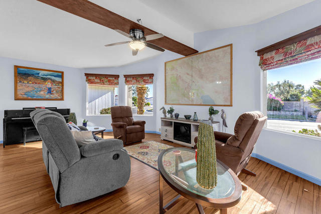 74554 Stage Line Drive, Thousand Palms CA: https://media.crmls.org/mediaz/797dd7dc-e8b6-4b54-844b-728d1e5b6bfd.jpg