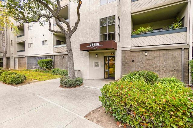 25850 Kay Ave, Hayward CA: https://media.crmls.org/mediaz/797de0e0-232b-49cf-bff1-79fb522c6ffe.jpg