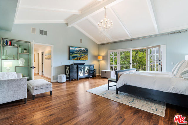 Drew Fenton | 17589 Camino De Yatasto Pacific Palisades CA | MLS: 7491163