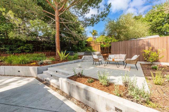 1620 Notre Dame Avenue, Belmont CA: https://media.crmls.org/mediaz/797fba7e-3892-478b-b669-4e7be59d07da.jpg