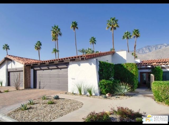 1311 N Primavera Drive, Palm Springs CA: https://media.crmls.org/mediaz/7980426c-e885-4551-88ce-c50b61896f43.jpg