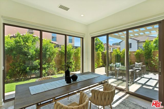 182 Plum Lily, Irvine CA: https://media.crmls.org/mediaz/79807bfb-b4a9-46ec-b2c8-9dc859711af3.jpg