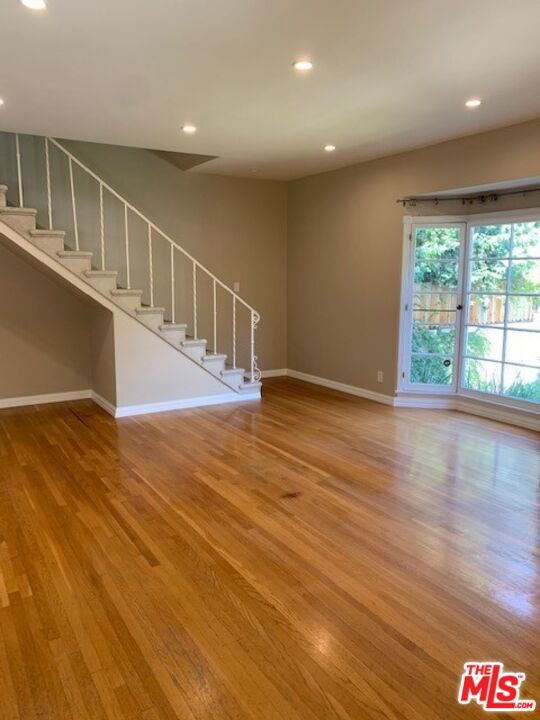 1201 S OGDEN Drive, Los Angeles CA: https://media.crmls.org/mediaz/79813187-0ccd-4896-8c97-b939c8c31f5c.jpg