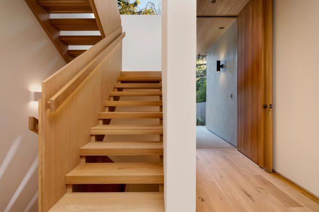 1480 Bryant Street, Palo Alto CA: https://media.crmls.org/mediaz/79813428-f56c-4197-8c5d-c5209fcdc907.jpg