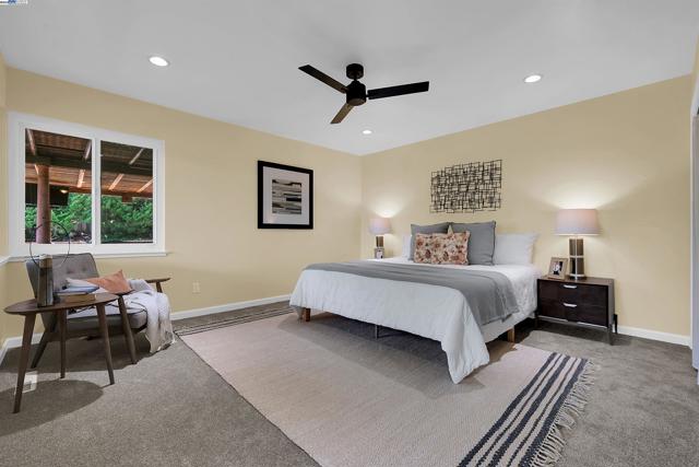 17561 Vineyard Rd, Castro Valley CA: https://media.crmls.org/mediaz/79817cfb-5de3-469e-b240-9ec14b429eea.jpg