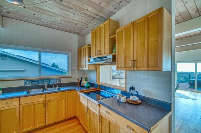 215 El Granada Boulevard, Half Moon Bay CA: https://media.crmls.org/mediaz/7981f982-bf83-4bfb-b4ff-401a9054ae48.jpg