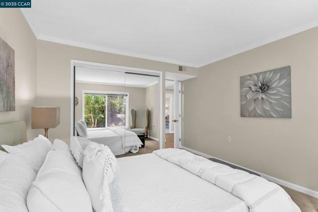 1200 Canyonwood Ct, Walnut Creek CA: https://media.crmls.org/mediaz/798215c8-0f98-489e-87e7-3b7bc04d368d.jpg