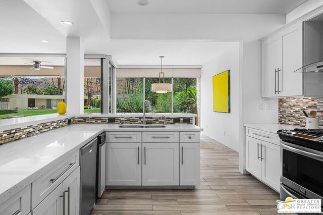 71 Westlake Circle, Palm Springs, CA 92264