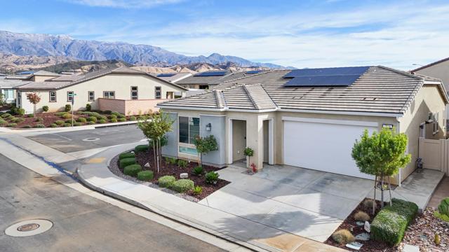 1516 Winding Sun Drive, Beaumont CA: https://media.crmls.org/mediaz/79831081-4e54-4439-9949-971146855f95.jpg