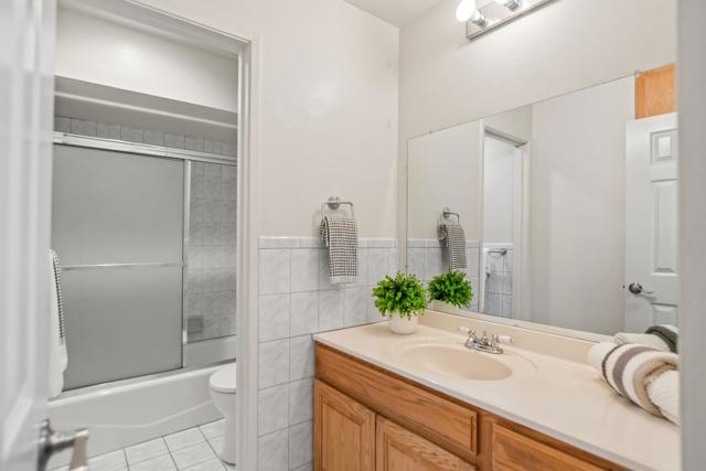 205 W Red Oak Drive, Sunnyvale CA: https://media.crmls.org/mediaz/79833095-1866-4bc3-8562-155cb8478286.jpg