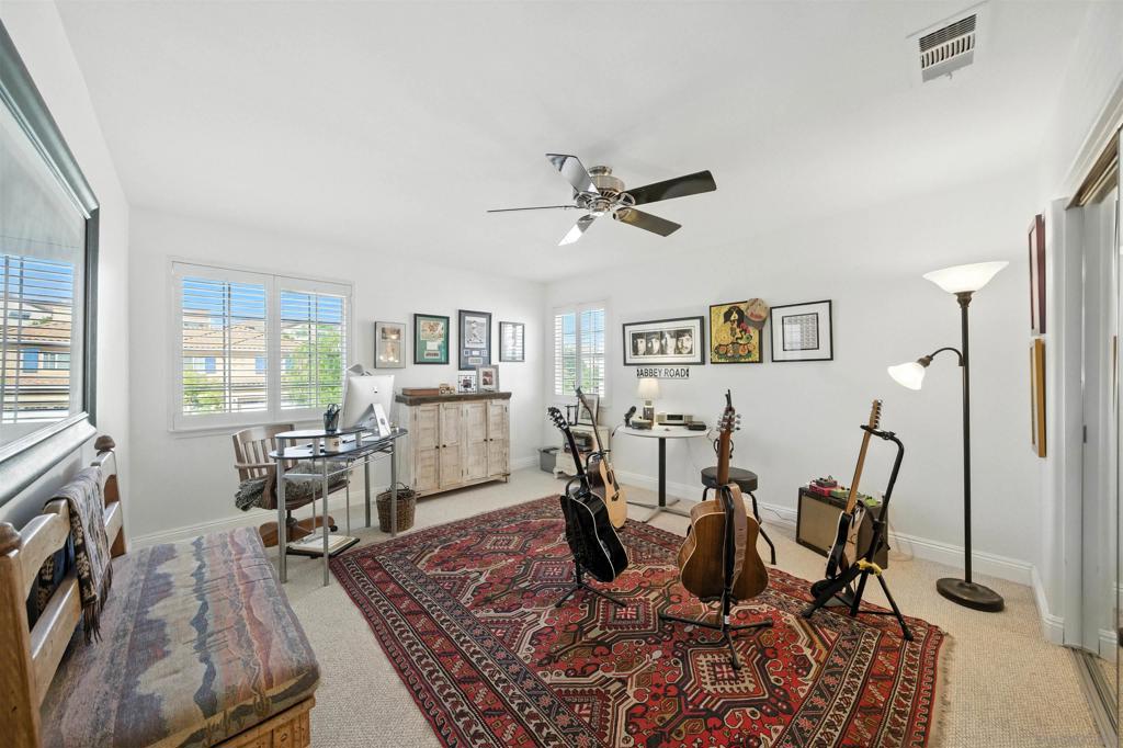 MLS #250031505SD img 44