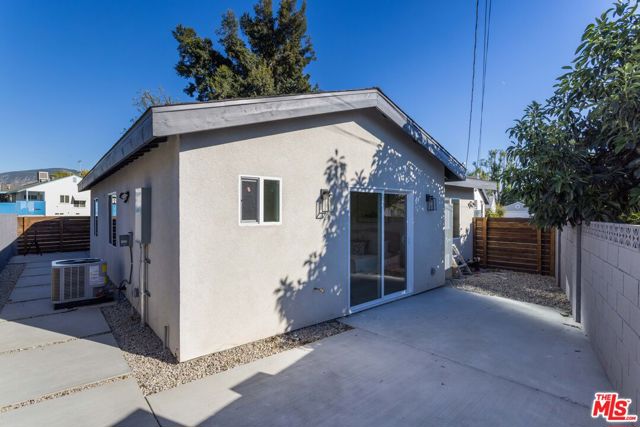 14365 Berg Street, Sylmar CA: https://media.crmls.org/mediaz/7983b4ac-a4e3-4c35-b978-80647bd7382d.jpg