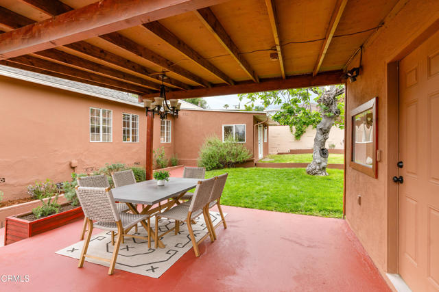 Detail Gallery Image 20 of 21 For 4806 Glenwood Ave, La Crescenta,  CA 91214 - 3 Beds | 2 Baths