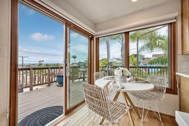 Detail Gallery Image 4 of 35 For 1855 Magdalene Way, San Diego,  CA 92110 - 4 Beds | 2 Baths