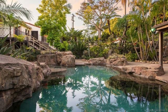 1010 Myrtle Way, San Diego CA: https://media.crmls.org/mediaz/79864fce-a275-4473-9e3b-1d5c084dbd55.jpg