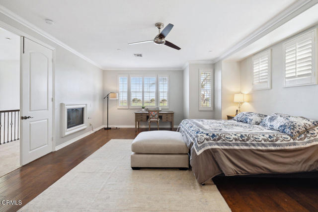 4111 Adriatic Street, Oxnard CA: https://media.crmls.org/mediaz/798685f2-4781-4cd8-bdce-0d243669f8bd.jpg