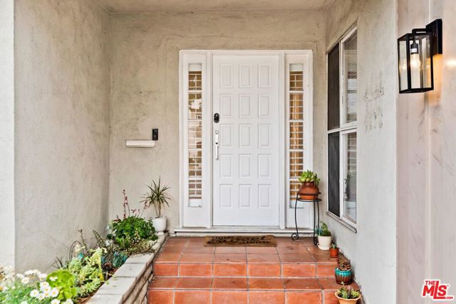 Image 3 for 9601 Cattaraugus Ave, Los Angeles, CA 90034