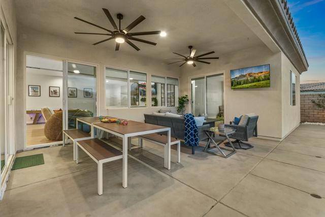 44830 Via Mirabel, La Quinta CA: https://media.crmls.org/mediaz/79877c5e-d235-4465-8118-3b0ffcc91a54.jpg
