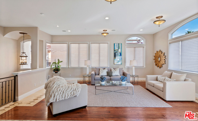 814 ESPLANADE, Redondo Beach, California 90277, 3 Bedrooms Bedrooms, ,3 BathroomsBathrooms,Residential,Sold,ESPLANADE,17205676