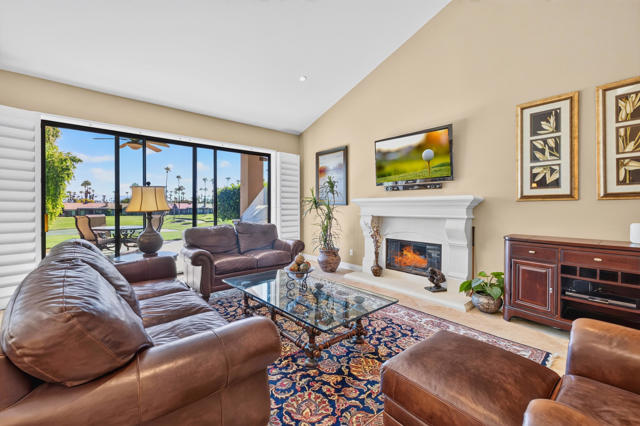 38364 Zinnia Lane E, Palm Desert, CA 92211