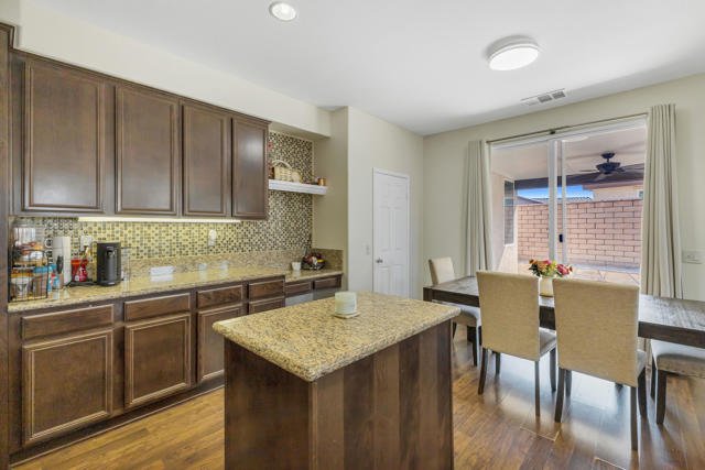 Image 15 of 49 For 37897 Chesterfield Street