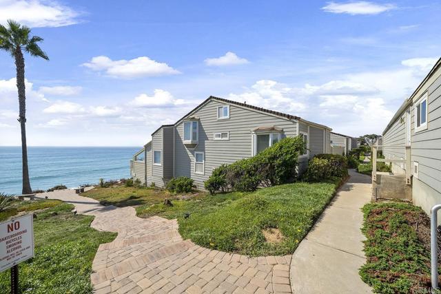 1744 Tattenham Road, Encinitas CA: https://media.crmls.org/mediaz/79893acf-de36-4201-8c8a-8621a2ce404c.jpg