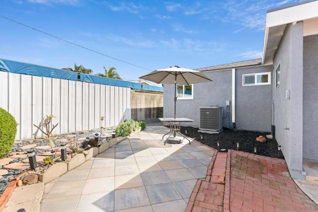 1426 Morenci St, San Diego CA: https://media.crmls.org/mediaz/79896f0a-702d-4705-a059-640847653c41.jpg