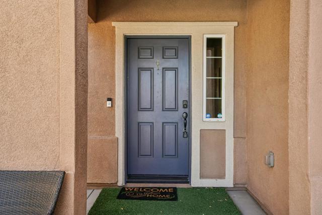 42912 Gazapo Court, Indio CA: https://media.crmls.org/mediaz/79897b1f-edea-4b51-bd28-9a06d2b1c3b3.jpg
