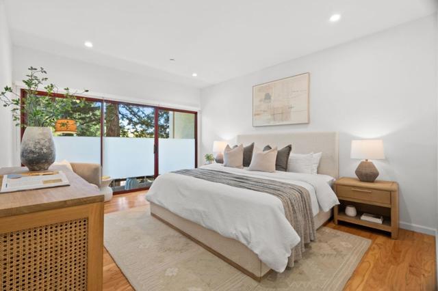 10 9th Avenue, San Mateo CA: https://media.crmls.org/mediaz/798a78e7-db49-4d40-9ead-d89f5767ed17.jpg