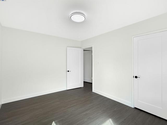 22108 Moyers St, Castro Valley CA: https://media.crmls.org/mediaz/798ae2ca-01c9-4ae9-8275-7803a2fad776.jpg