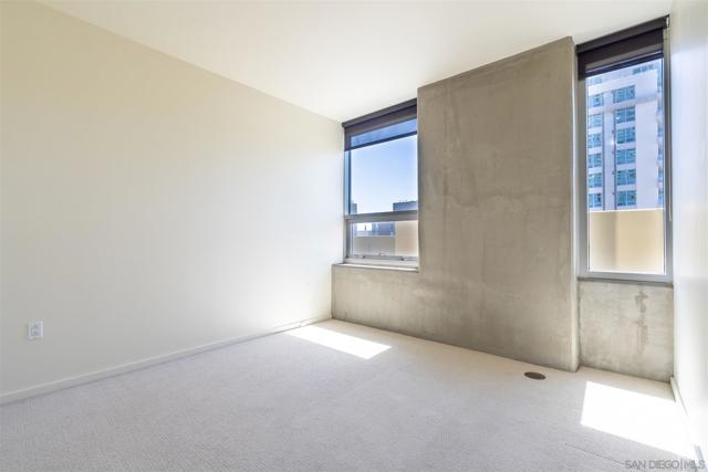 321 10th ave, San Diego CA: https://media.crmls.org/mediaz/798d0dc5-0a38-4c3e-bc1d-f446a185350a.jpg