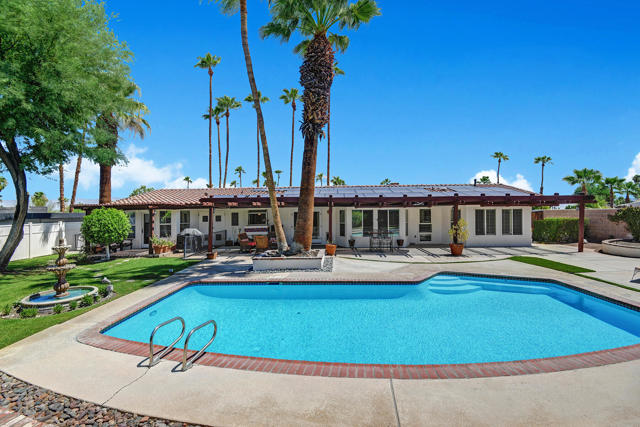 71433 Estellita Drive, Rancho Mirage CA: https://media.crmls.org/mediaz/798ecdb7-3437-4779-9c89-9741ea31e2ee.jpg
