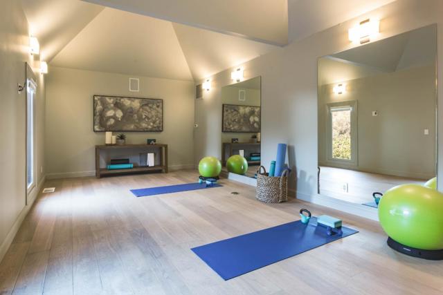 835 La Honda Road, Woodside CA: https://media.crmls.org/mediaz/798f4c85-8139-405f-9b77-9015c86fb3ff.jpg