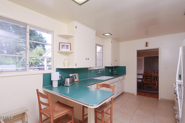 Detail Gallery Image 17 of 45 For 1331 El Mirador Dr, Pasadena,  CA 91103 - 2 Beds | 2 Baths