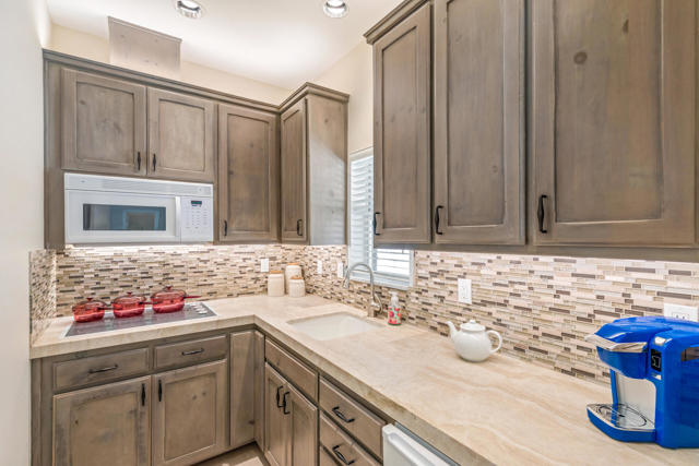 34777 Via Josefina, Rancho Mirage CA: https://media.crmls.org/mediaz/7990799e-cd1d-417d-91e9-06857fa035de.jpg