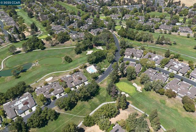 2128 Presidio Ct, Danville CA: https://media.crmls.org/mediaz/7991348d-f3cf-4c88-bac2-abf001cd9149.jpg