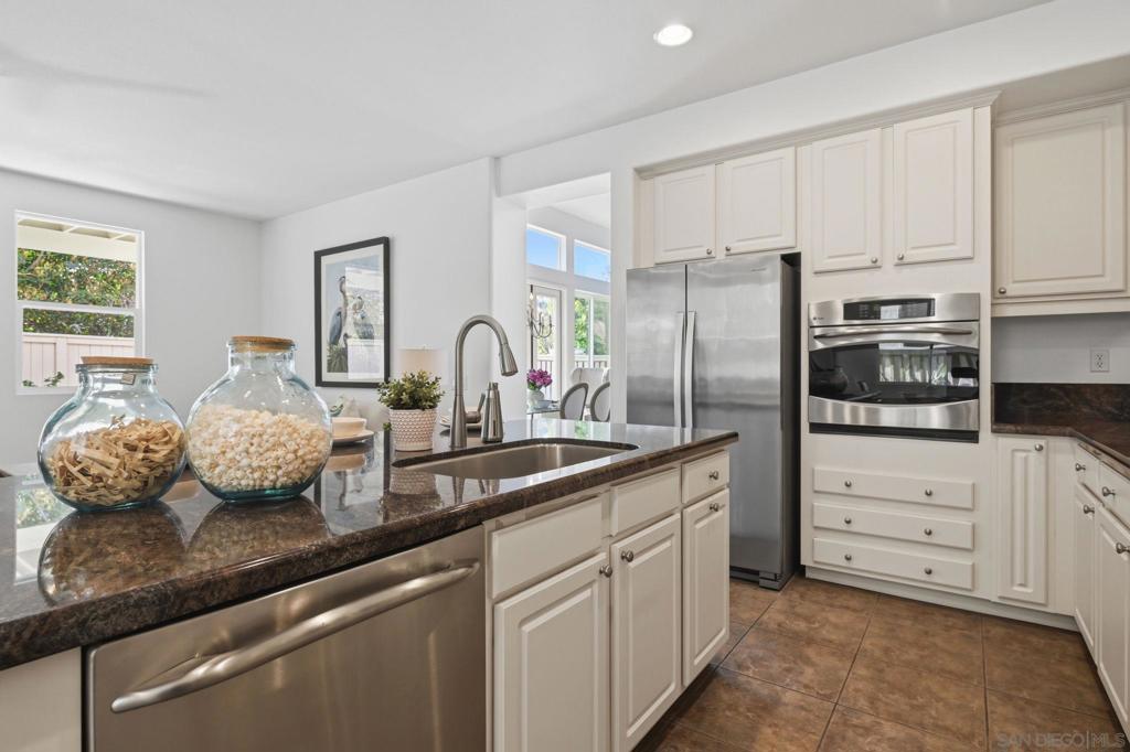 2642 West Canyon Ave - photo 7
